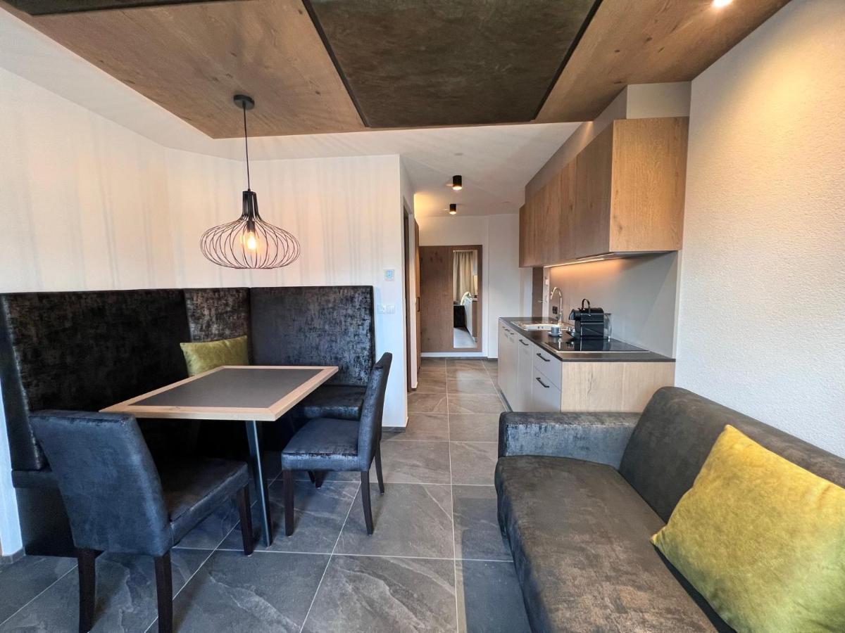 Adlhof Apartments Brunico Ngoại thất bức ảnh