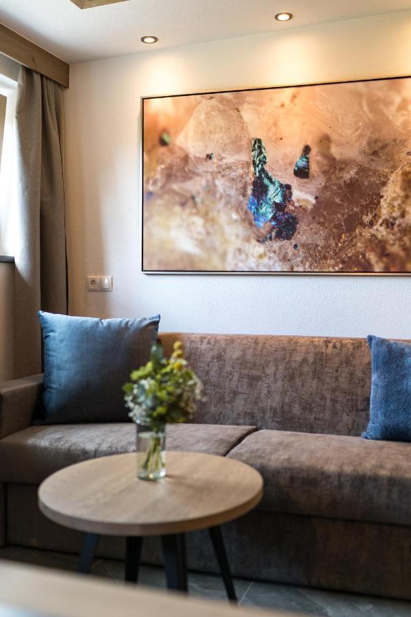 Adlhof Apartments Brunico Ngoại thất bức ảnh
